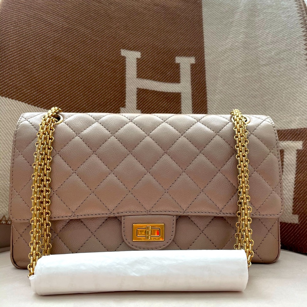 Chanel 2.55 Reissue Mint